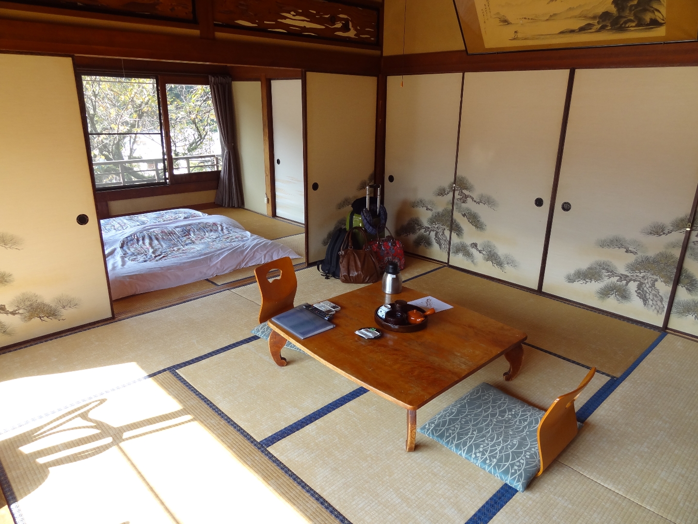Японские дома купить. Сёин-дзукури архитектура. Японские квартиры. Японский домик внутри. Маленький японский домик.